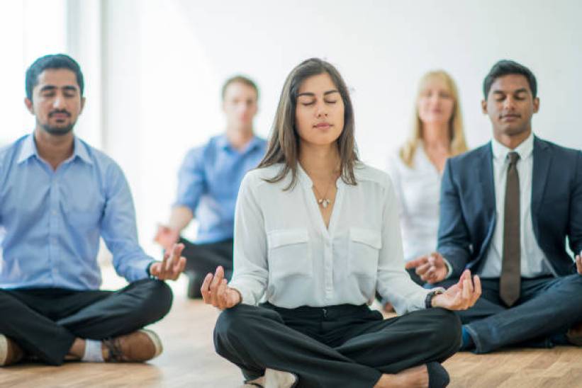 CrossGroup: How to Manage Work-life Integration